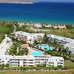 Ξενοδοχείο Tigaki Beach Hotel 4*
