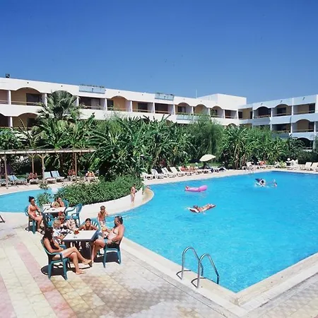 Tigaki Beach Hotel 酒店 4*