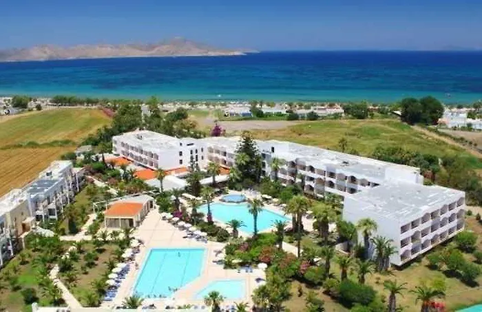 Tigaki Beach Hotel Отель 4*