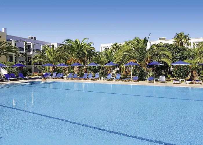 Tigaki Beach Hotel 4*