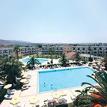 Tigaki Beach Hotel 酒店
