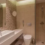 Tigaki Beach Hotel 4* Tigaki