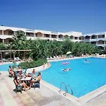 Tigaki Beach Hotel Hotel 4*