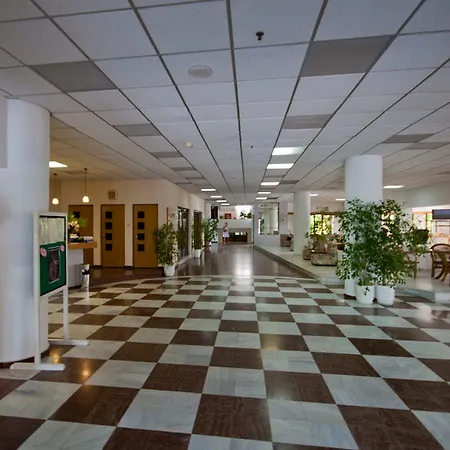 Tigaki Beach Hotel 4* Tigaki